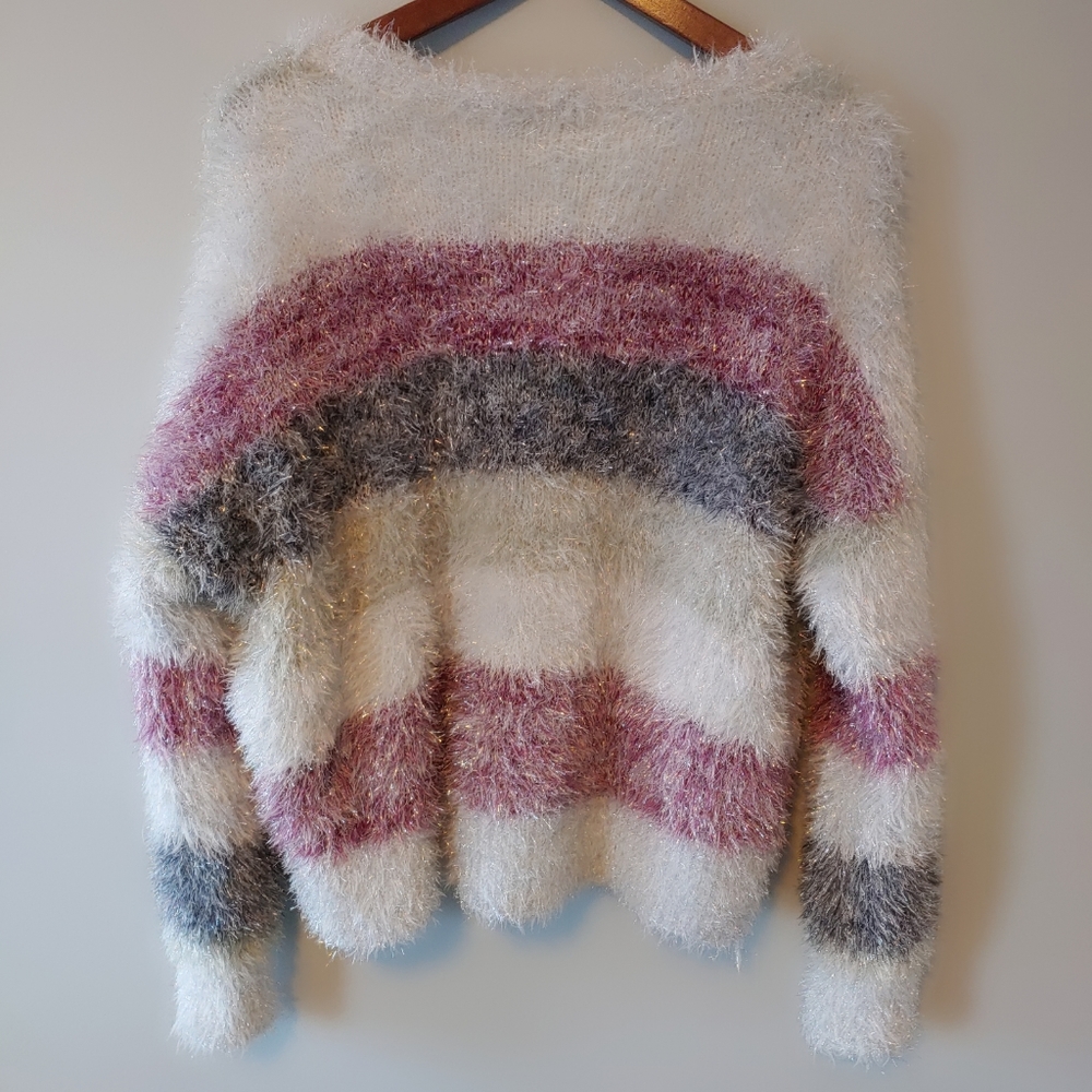Wild Fable Oversized Fuzzy Tinsel Sweater. - Picture 3 of 10